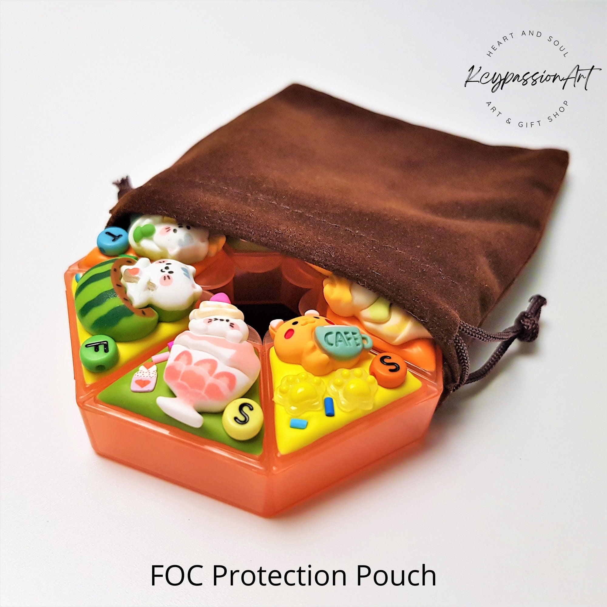 Cheeky Naughty Cats - Heptagon Pill Box