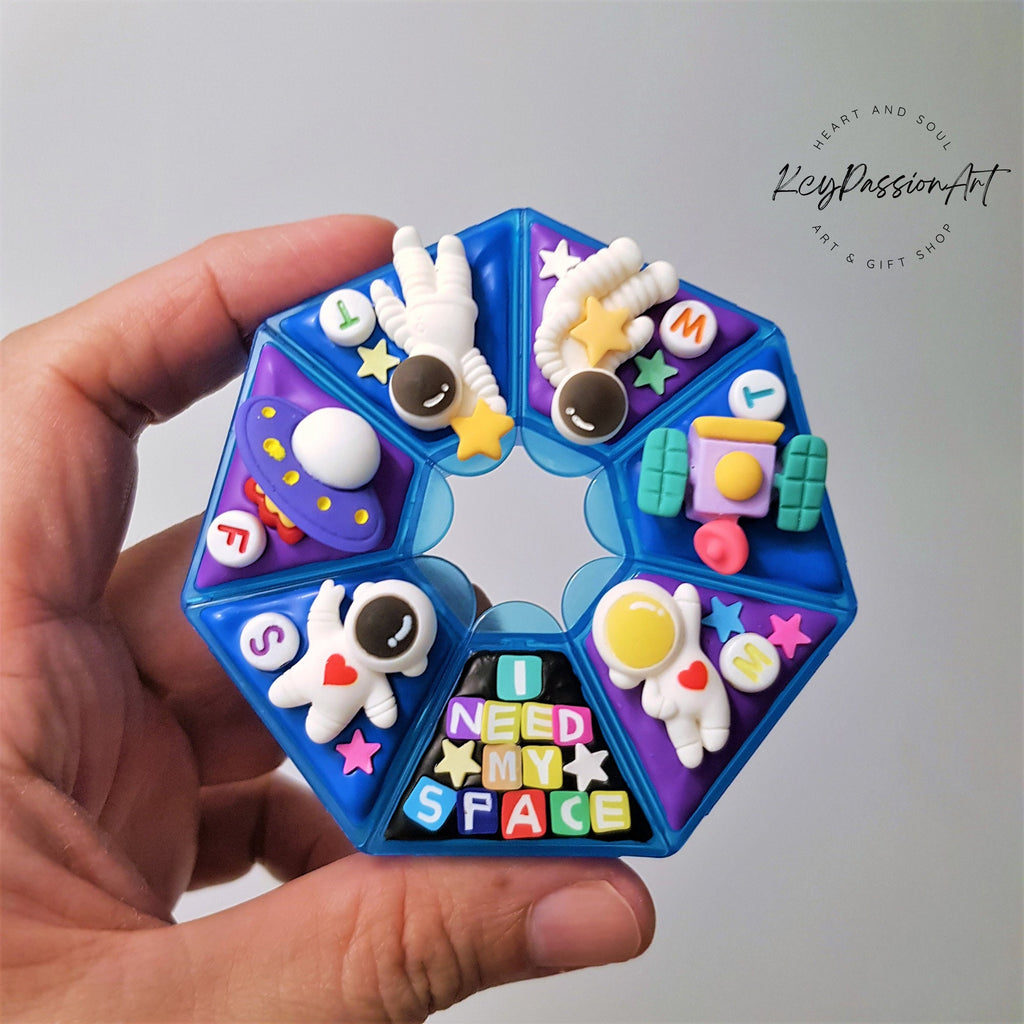 I Need My Space - Heptagon Pill Box