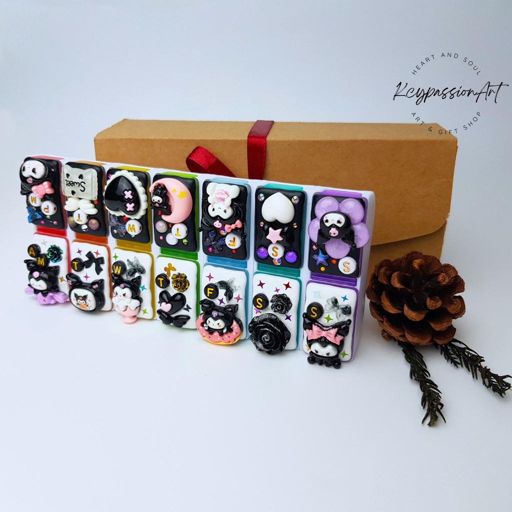 Pretty Black Beauty - Detachable Pill Box