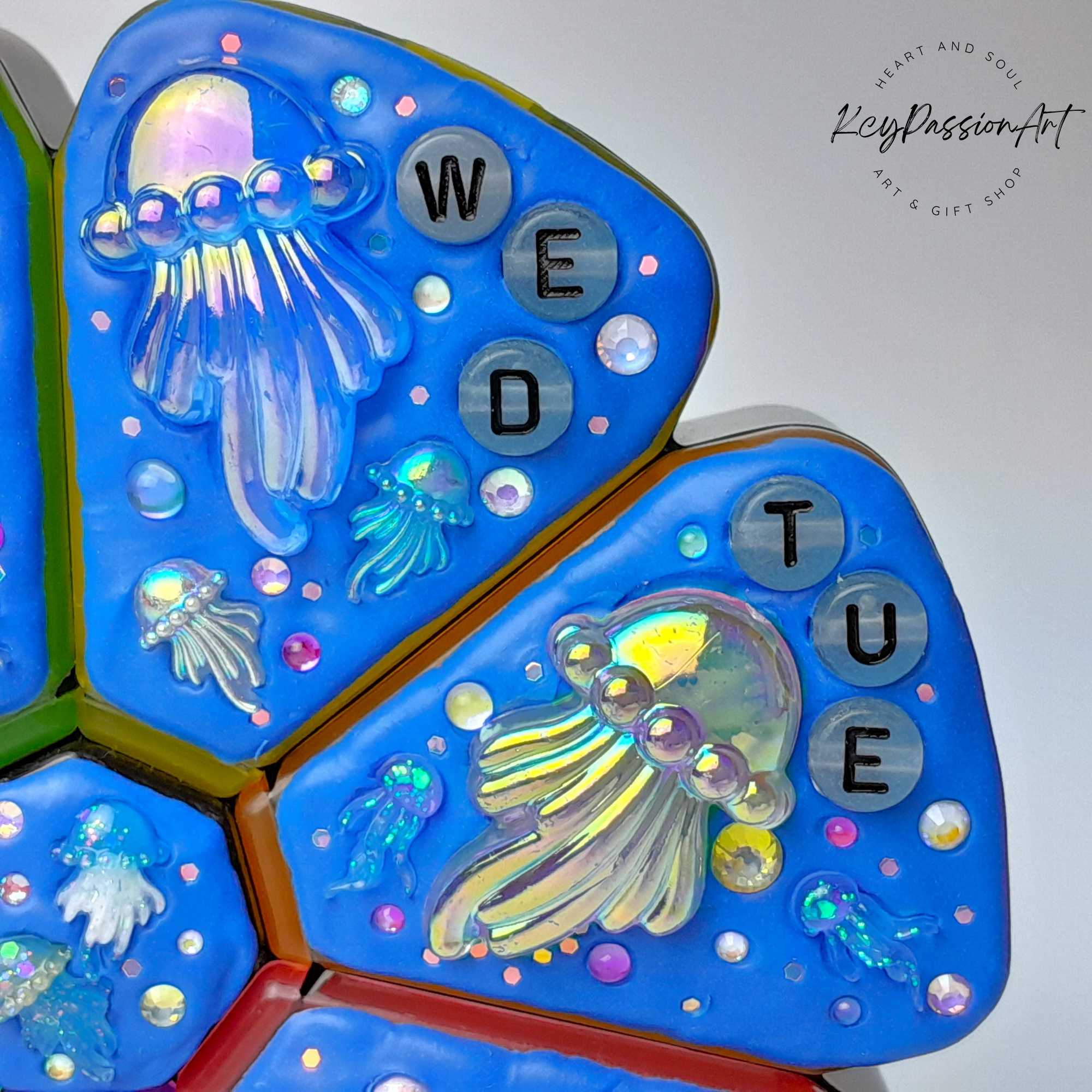 Jellyfish Glow - XL Pill Box