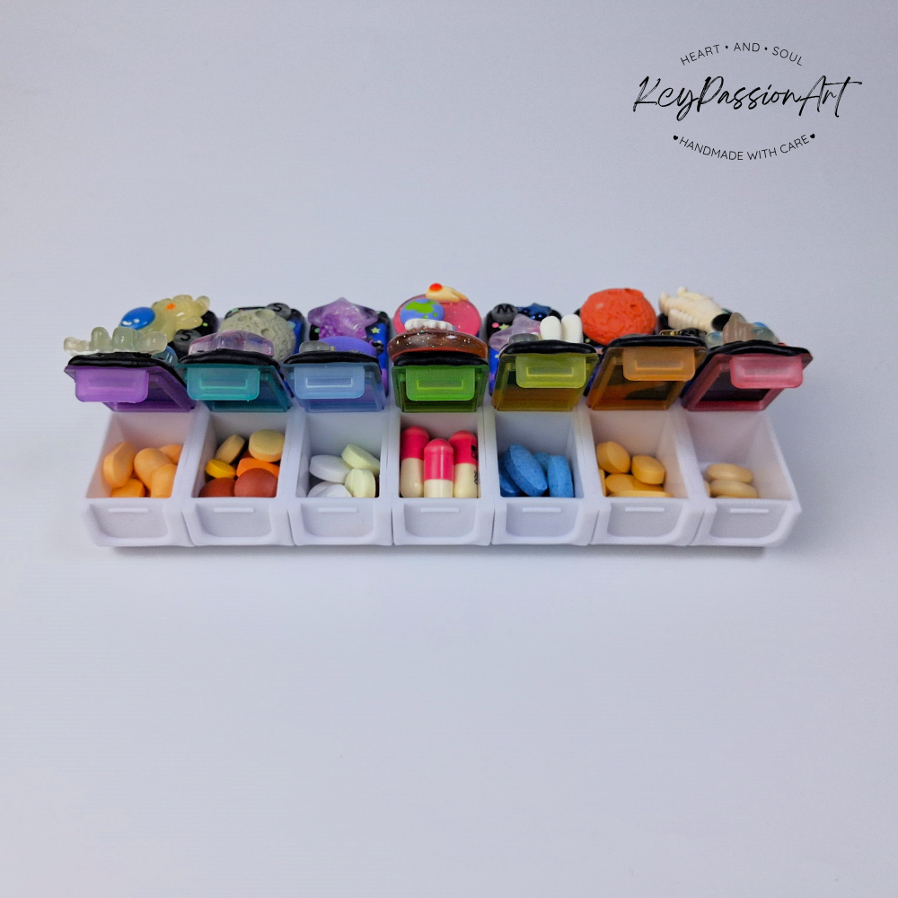 Galaxy Space - Detachable Pill Box