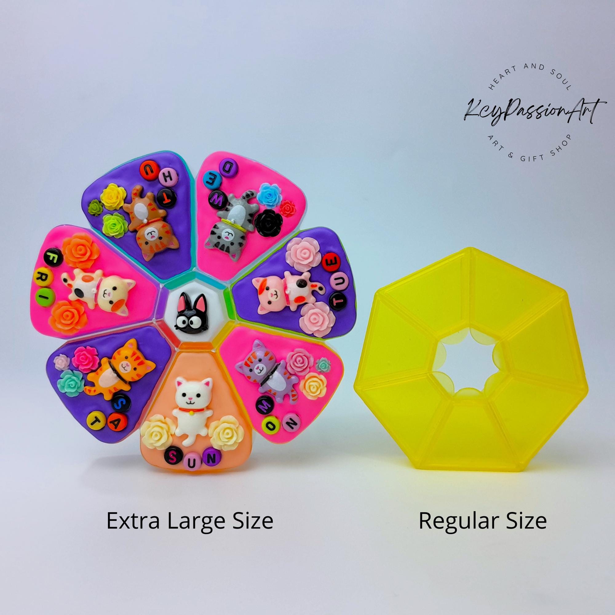 Kitty Lovers - XL Pill Box