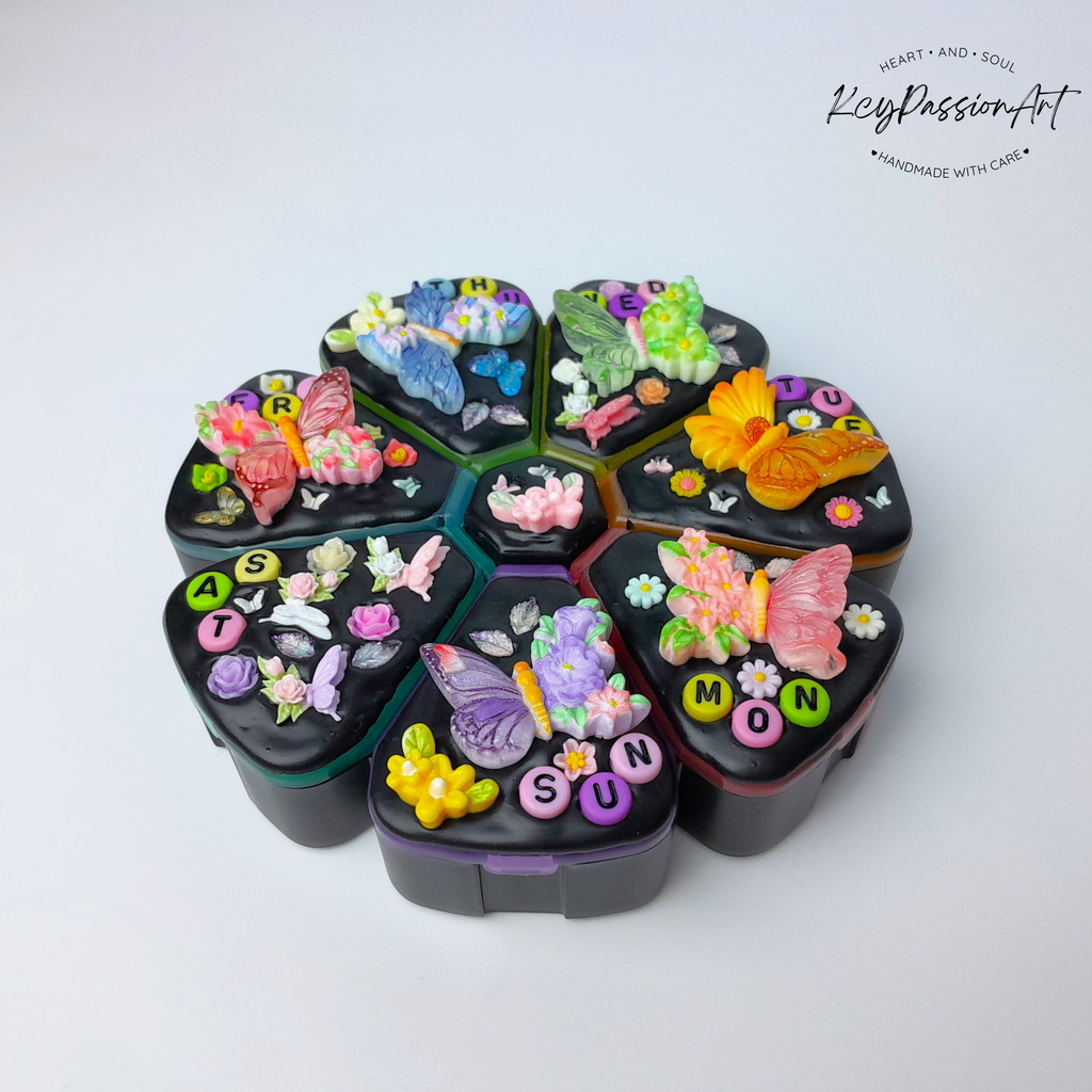 Butterflies Paradise - XL Pill Box