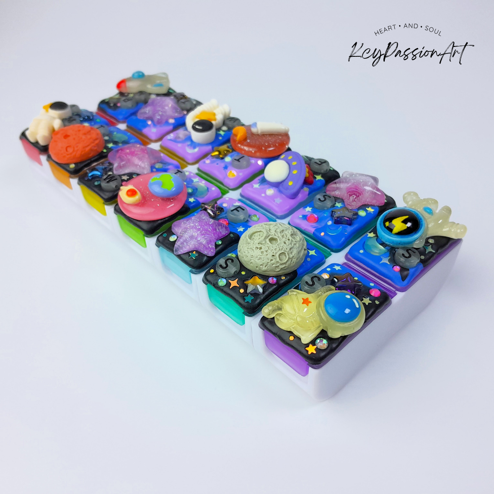 Galaxy Space - Detachable Pill Box