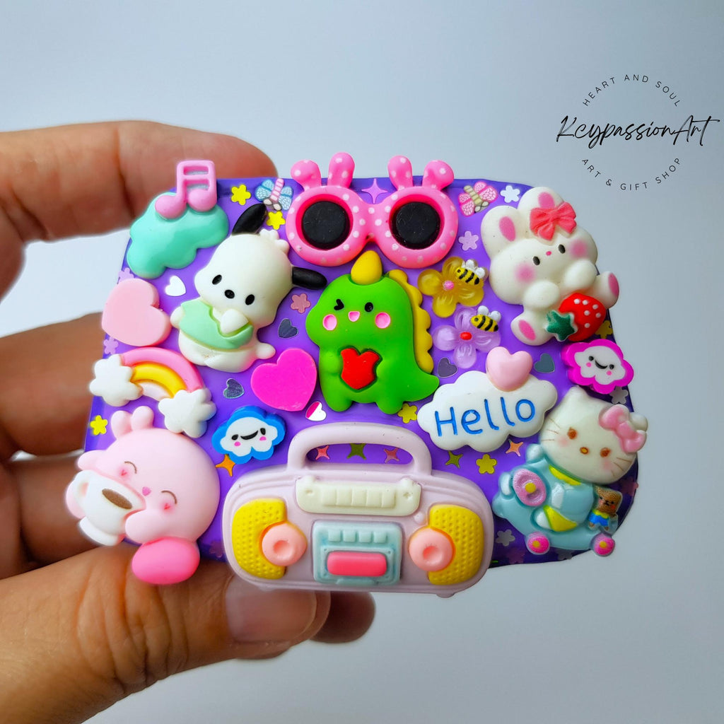 5-Tage-Pillenbox „Kawaii Friends Hangouts“ – Pillendose für morgens und abends, Pillenbehälter, 5-Tage-Pillenetui, Pillenbox für Tag und Nacht