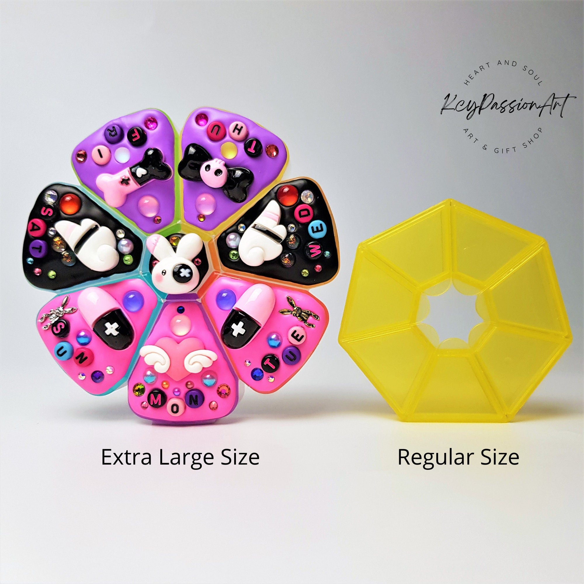 XL 7-Tage-Pillenbox mit Dekor „Bad Rabbit“, 8 Fächer, Pillendose für Medikamente, Vitamine und Nahrungsergänzungsmittel, niedlicher Pillenbehälter