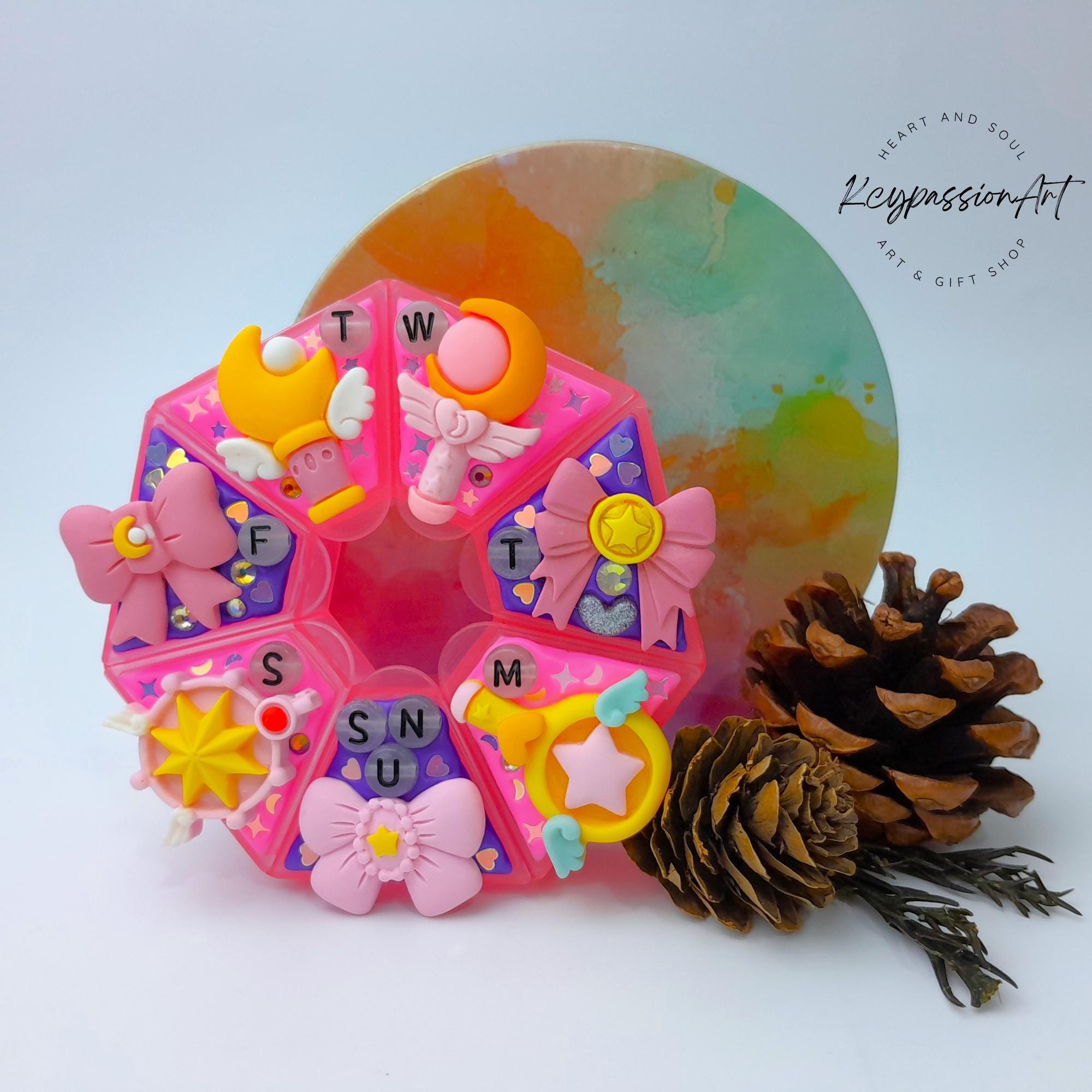 Magic wands & Ribbons - Heptagon Pill Box