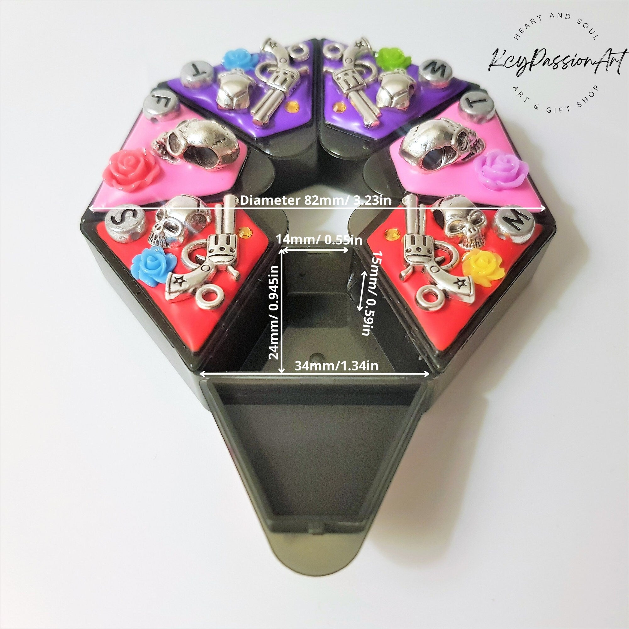 Skulls Guns & Roses - Heptagon Pill Box