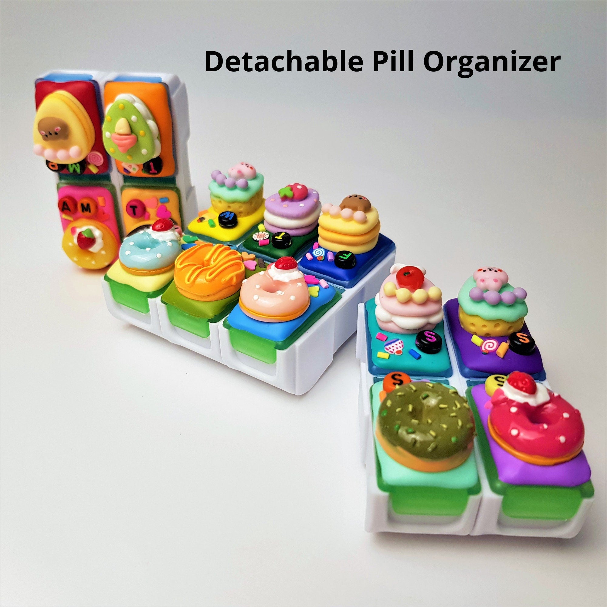 Sweet Desire Decorated 14 Compartments Detachable Pill Box