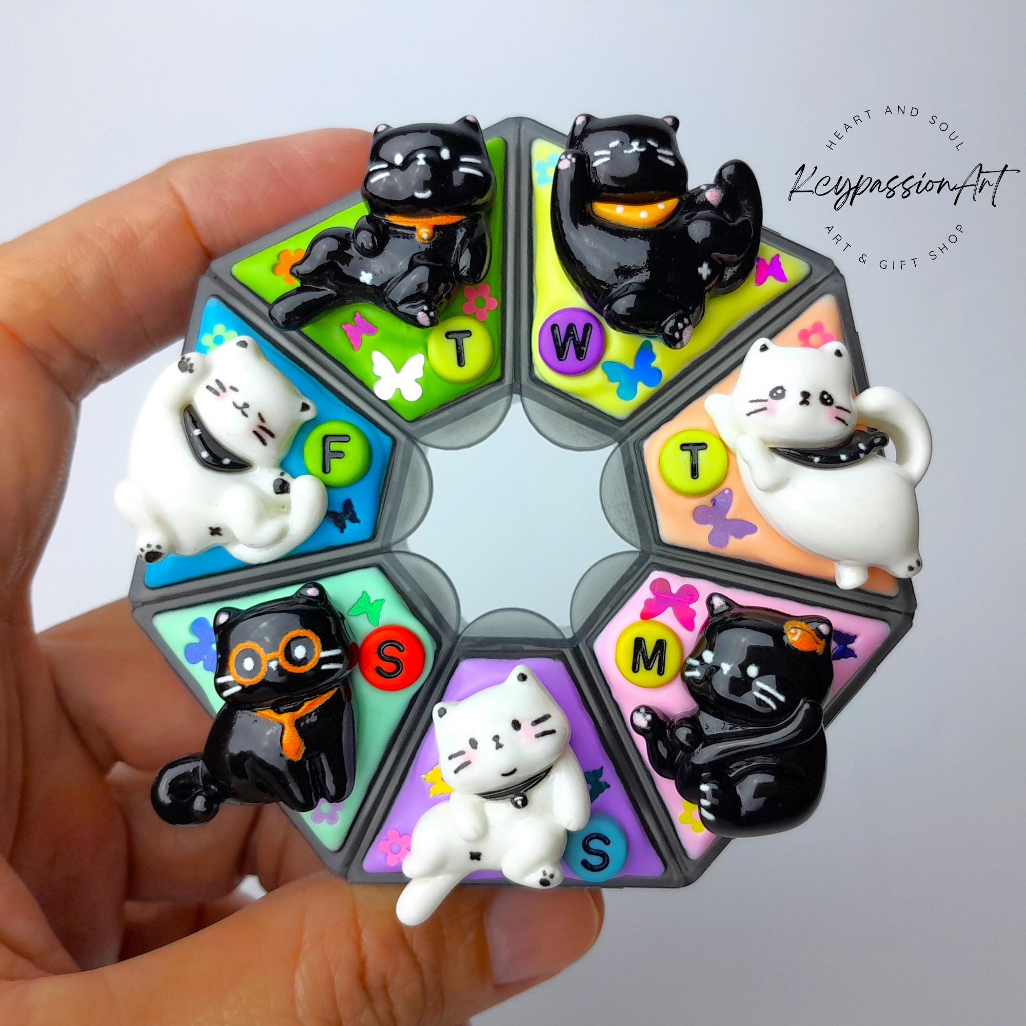 Kawaii Cats - Heptagon Pill Box