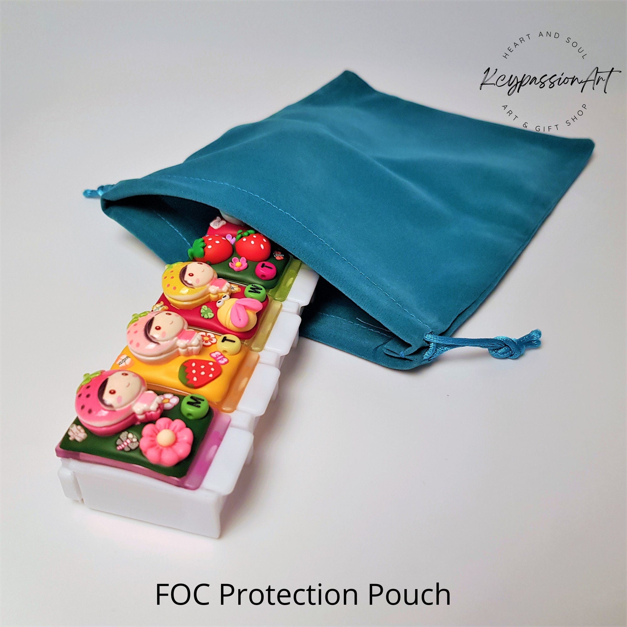 Strawberry Girls - Straight Pill Box