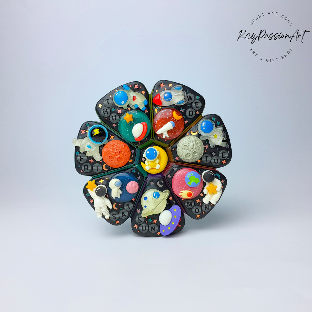 Astronaut - XL Pill Box