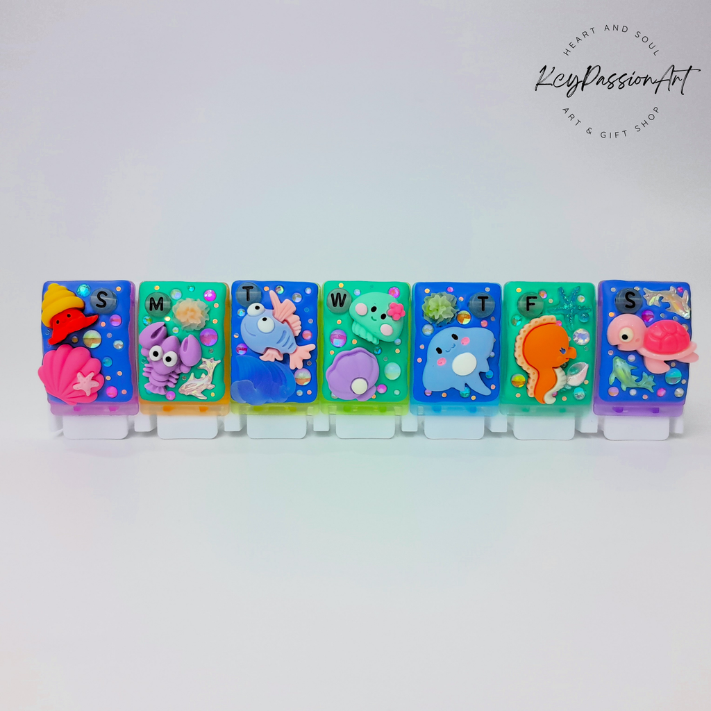 Love Marine Life - Straight Pill Box