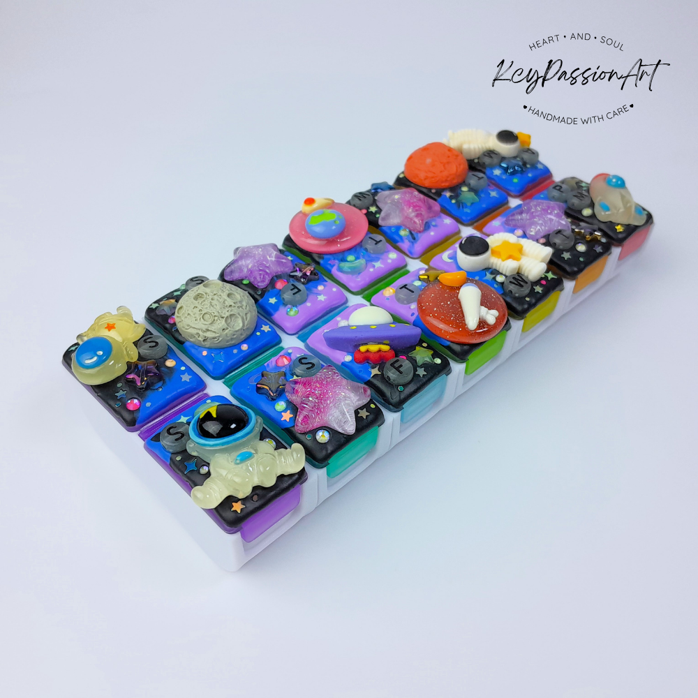 Galaxy Space - Detachable Pill Box