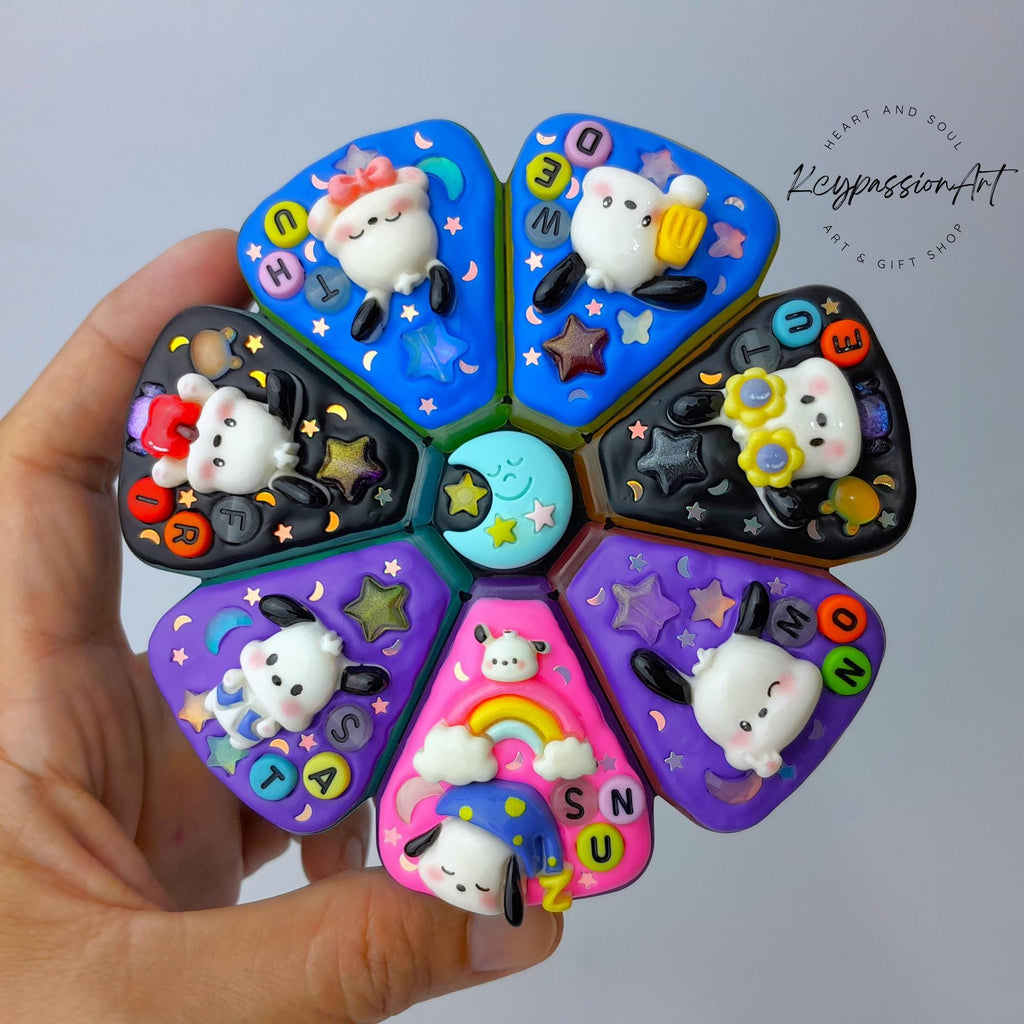 Night Sleepy Puppy - XL Pill Box