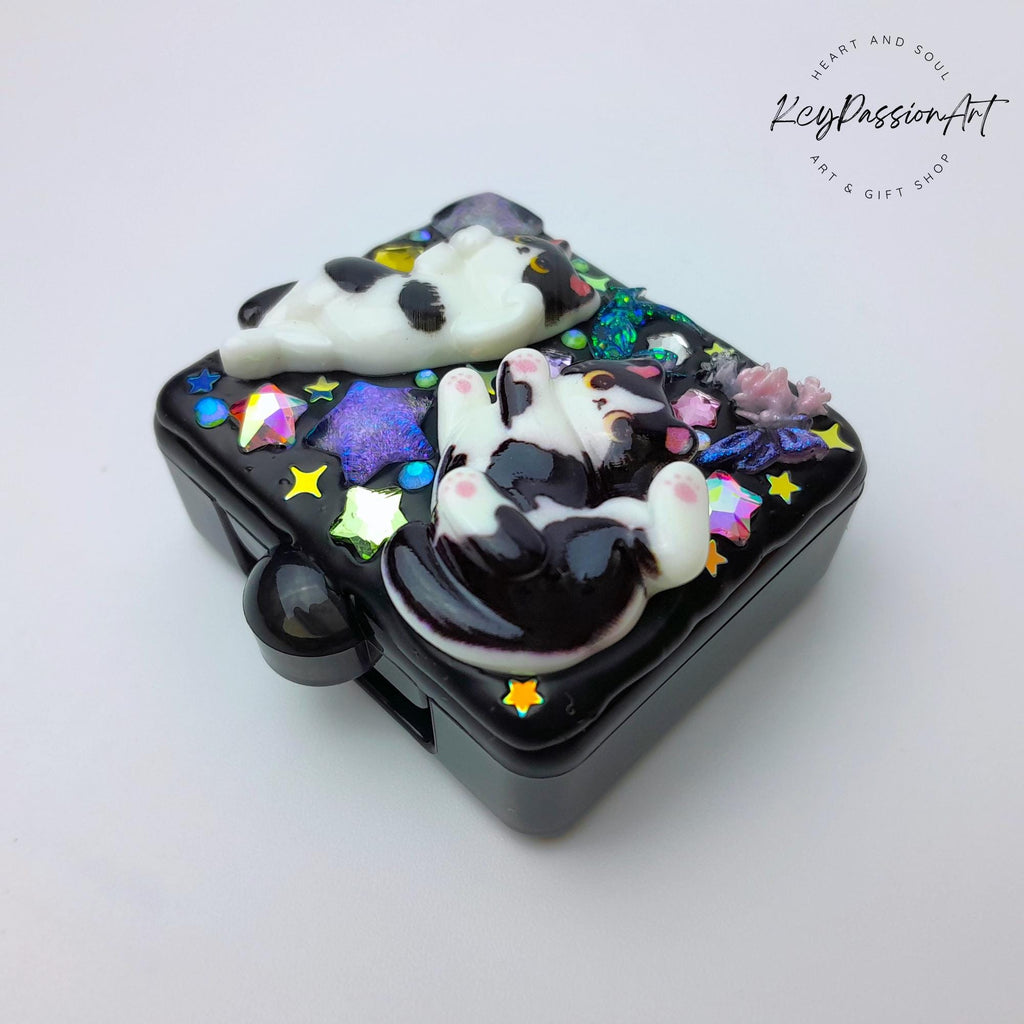 Cute & Playful Starry Night - Single Pill Box