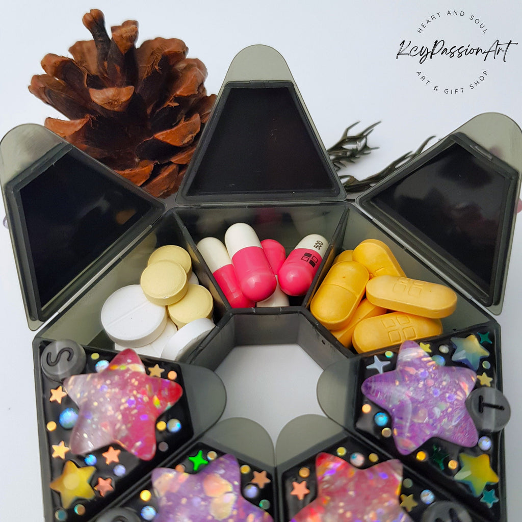 Pilulier 7 jours « Céleste », boîte à médicaments, porte-vitamines, distributeur de compléments alimentaires, pilulier 7 jours, pilulier jour et nuit