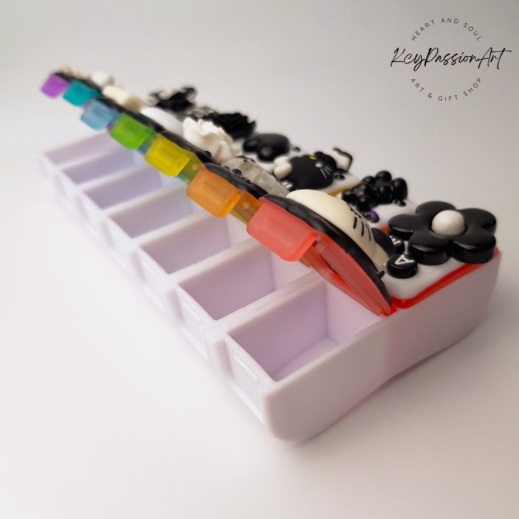 Goth And Kitty - Detachable Pill Box