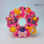 7-Tage-Pillenbox „Zauberstäbe &amp; Bänder“ – Pillendose für morgens und abends, 7 Fächer, Pillendose mit Spender für Medikamente und Vitamine