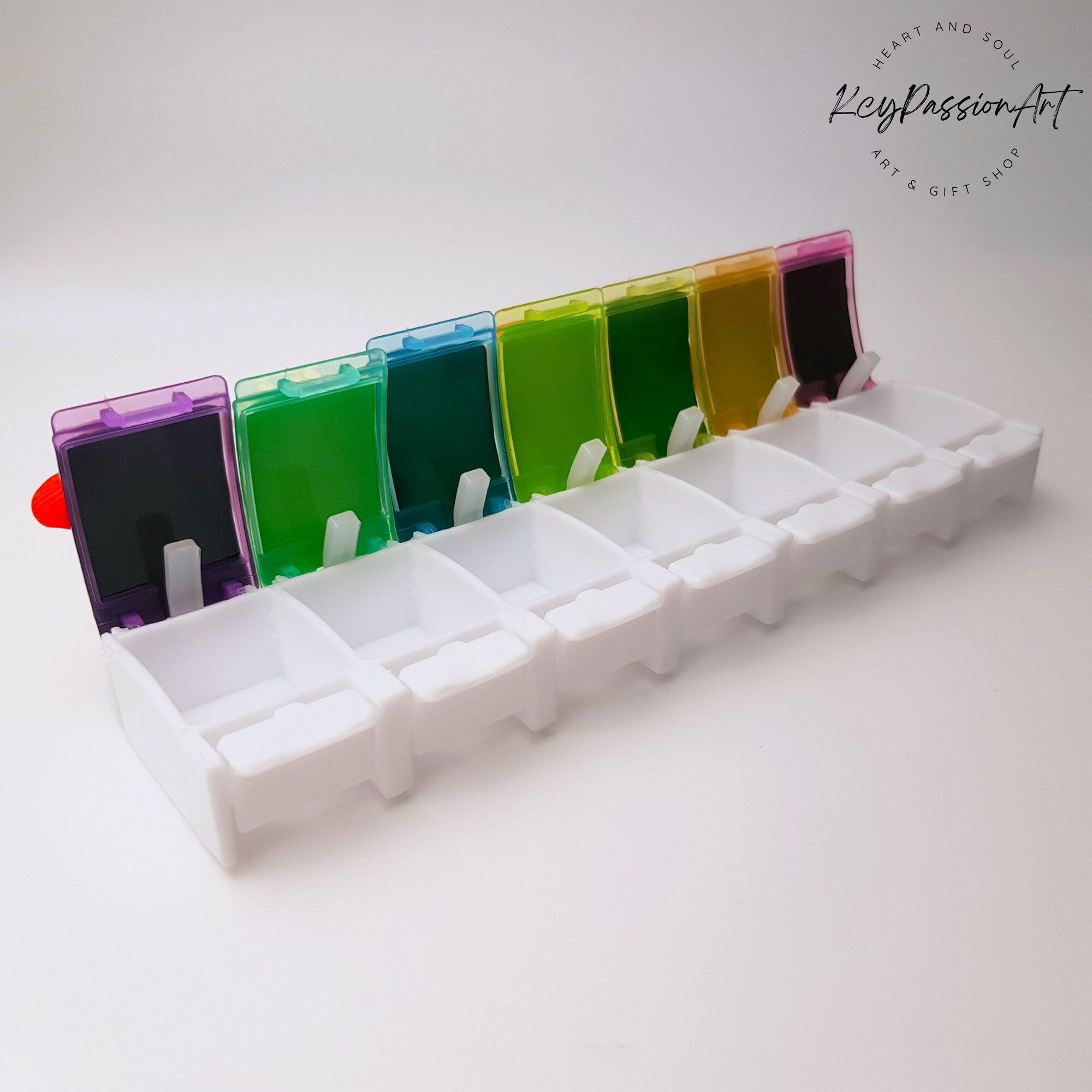 Whoa Mushrooms - Straight Pill Box