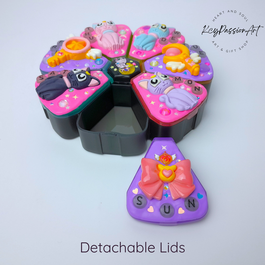 Magic Wands & Moon Cats - XL Pill Box