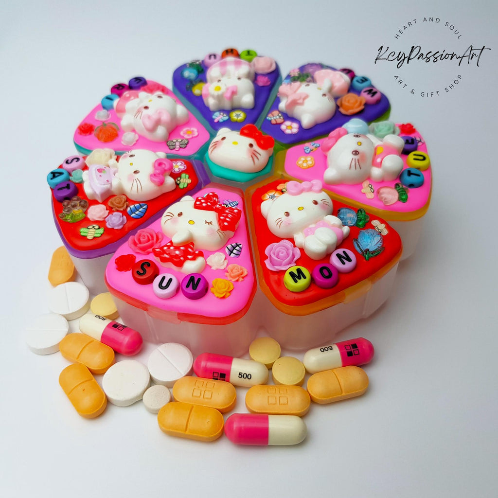 Mesmerized Flower Maze - XL Pill Box