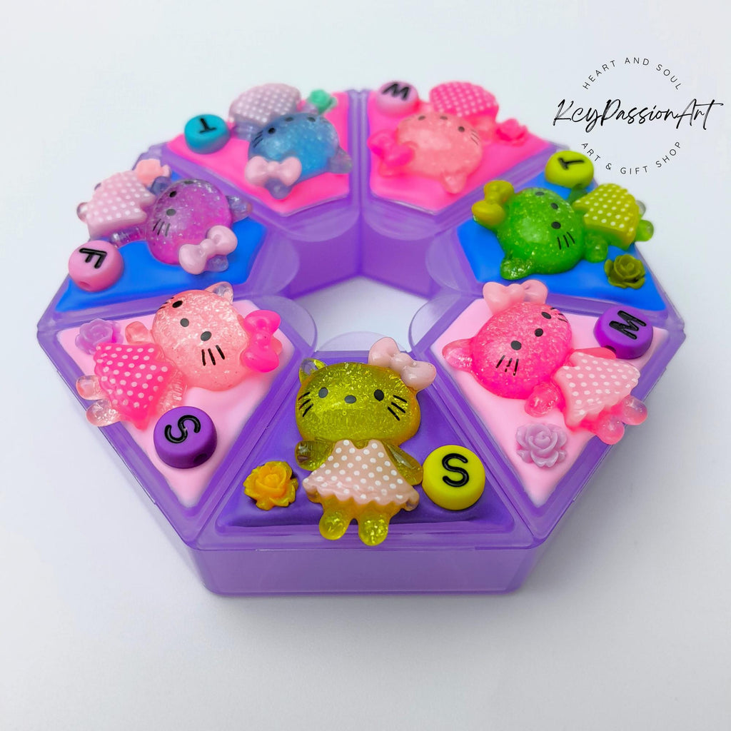 Sisterhood - Heptagon Pill Box