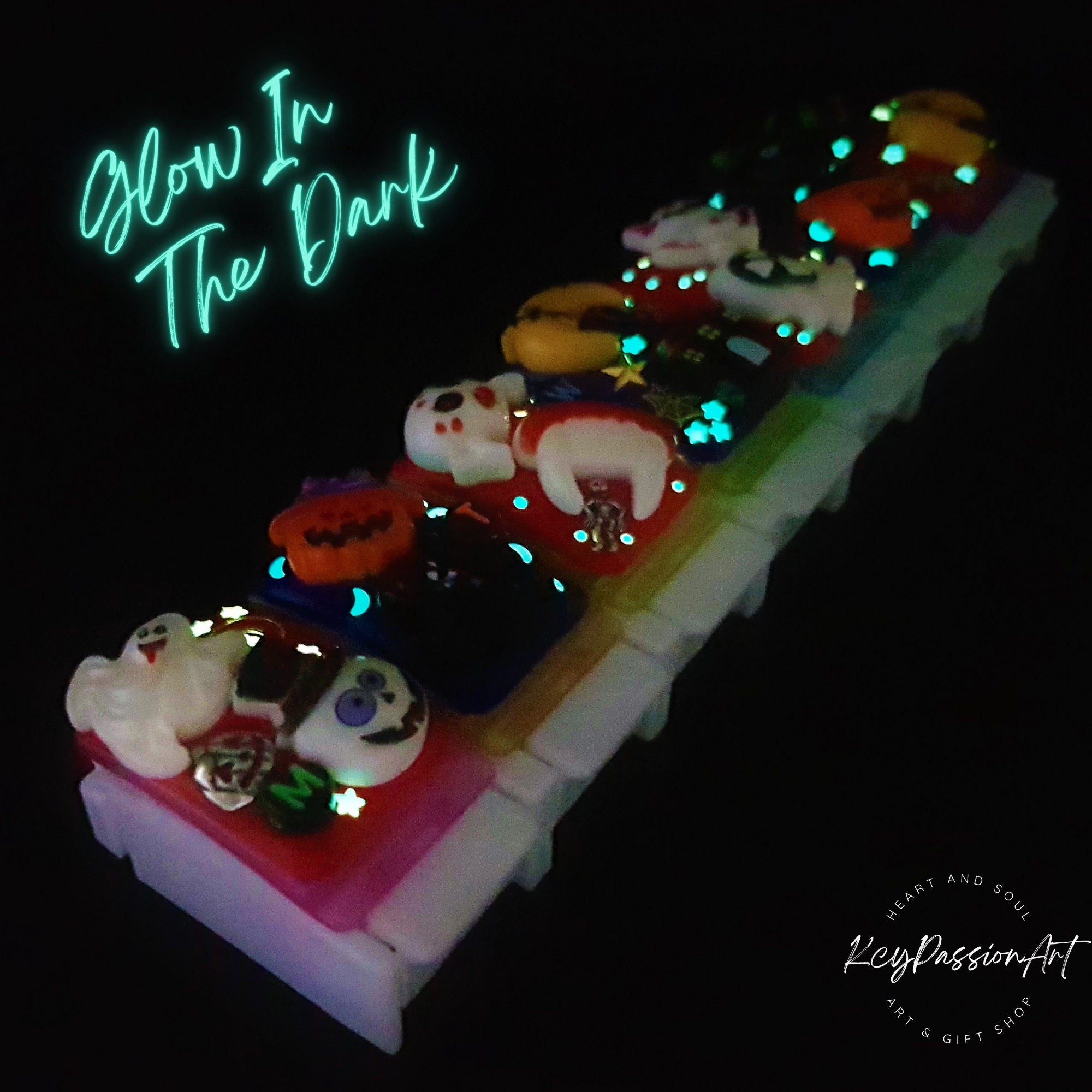 Spooky Groovy - Straight Pill Box