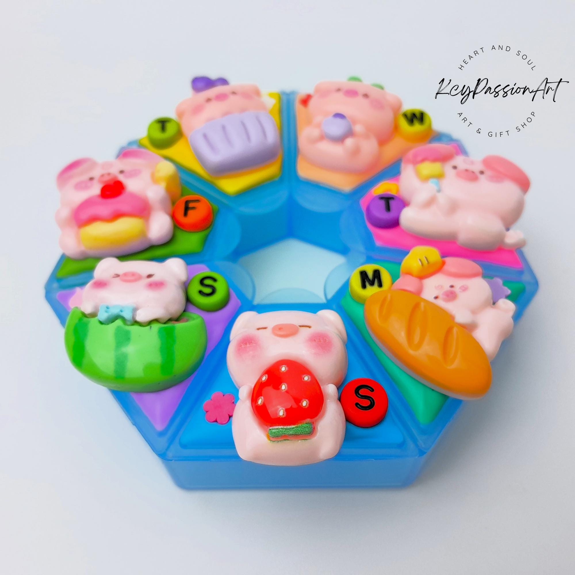 Daily Piggy Fun - Heptagon Pill Box