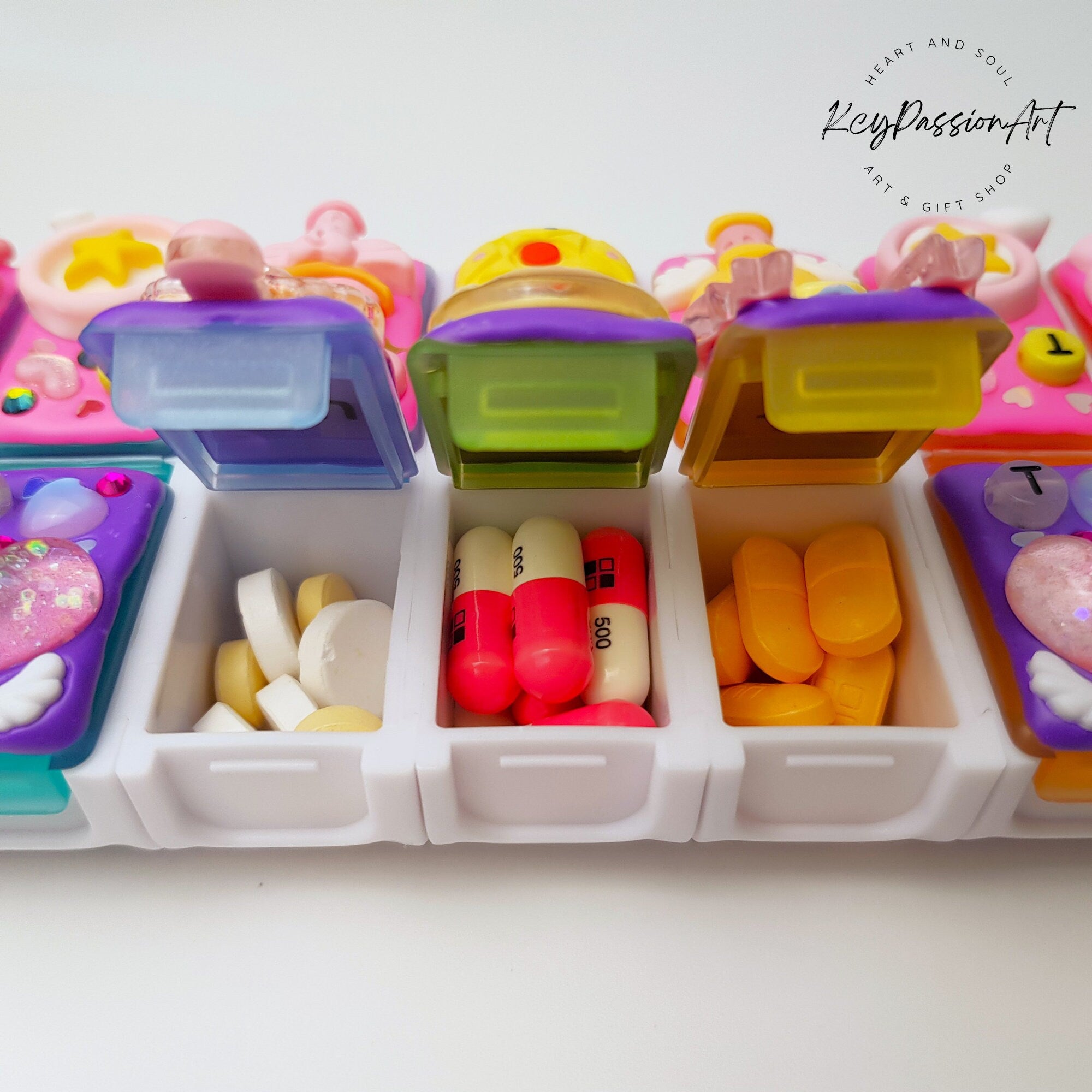 Magic Wands & Ribbons - Detachable Pill Box