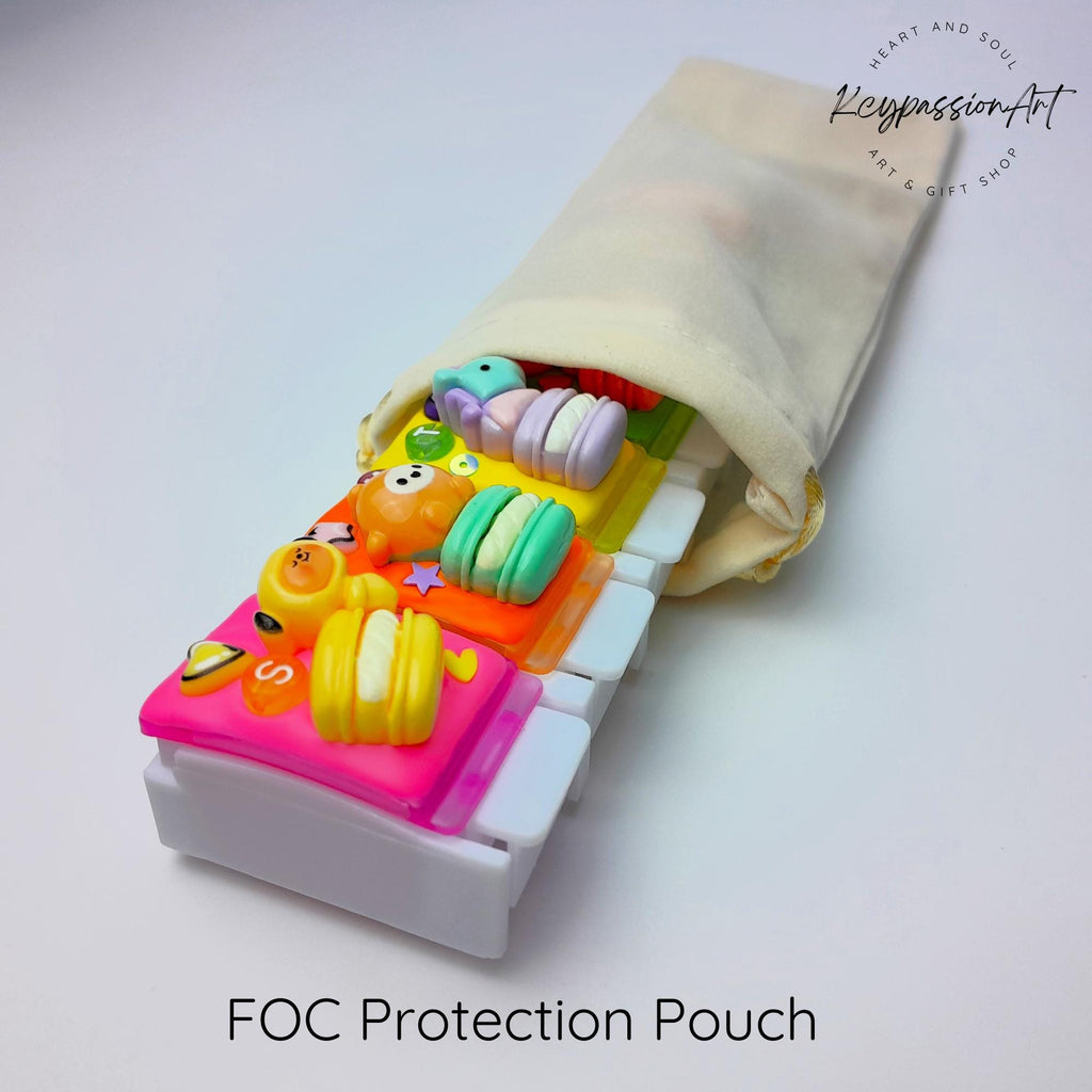 Macarons 21 With Love - Straight Day Pill Box