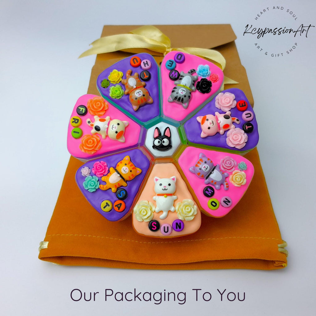 Kitty Lovers - XL Pill Box