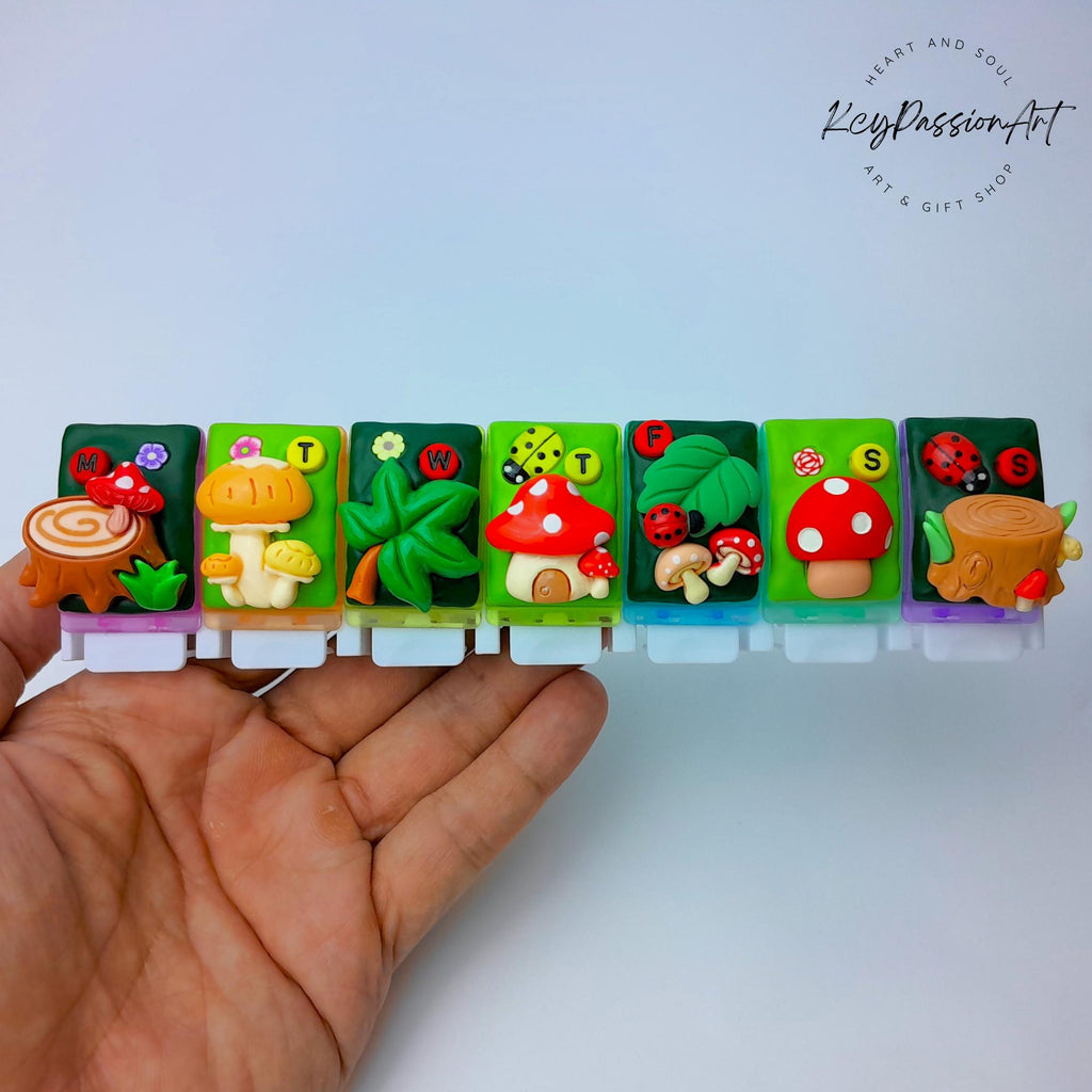 Whoa Mushrooms - Straight Pill Box