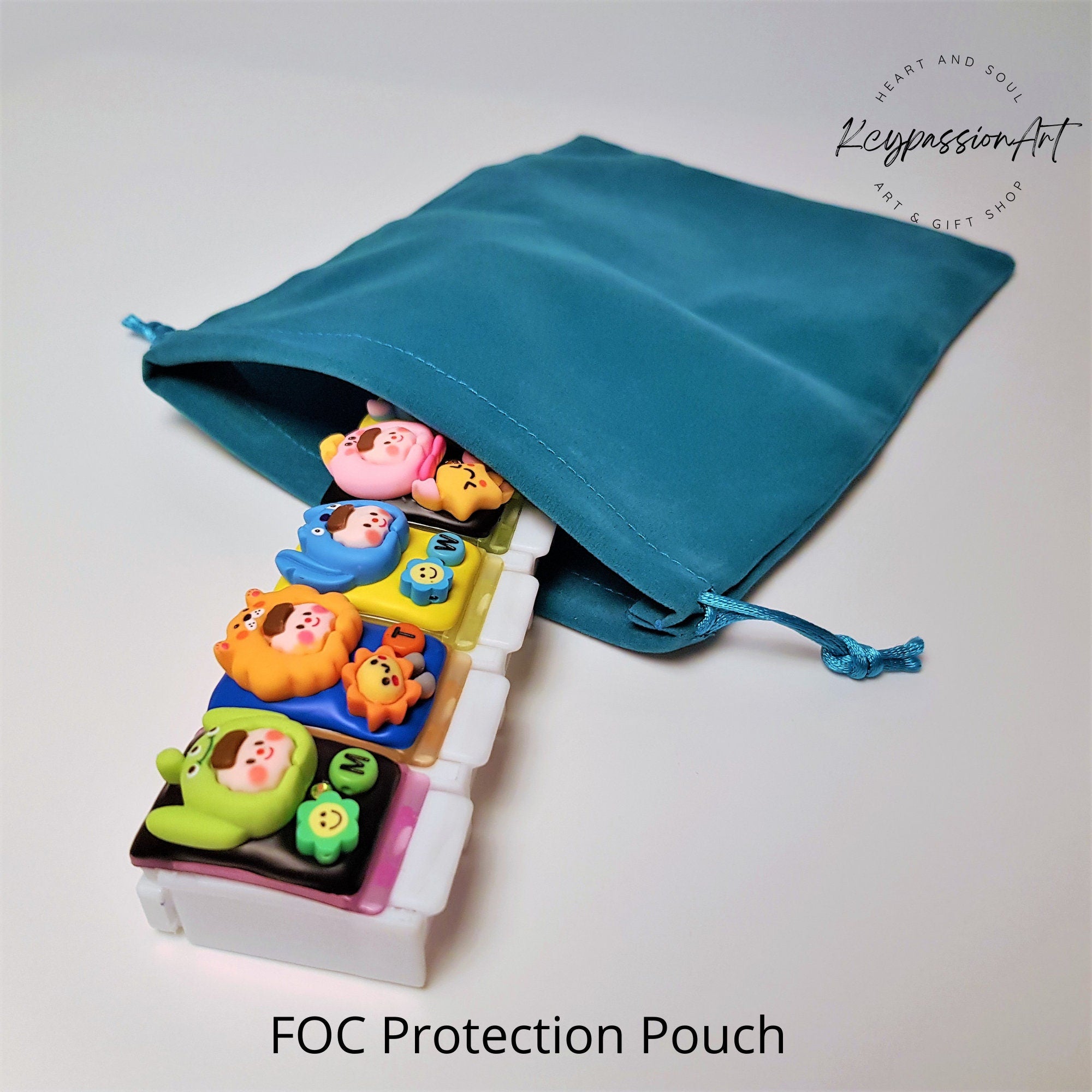 Kawaii Cheeky Monsters - Straight Pill Box