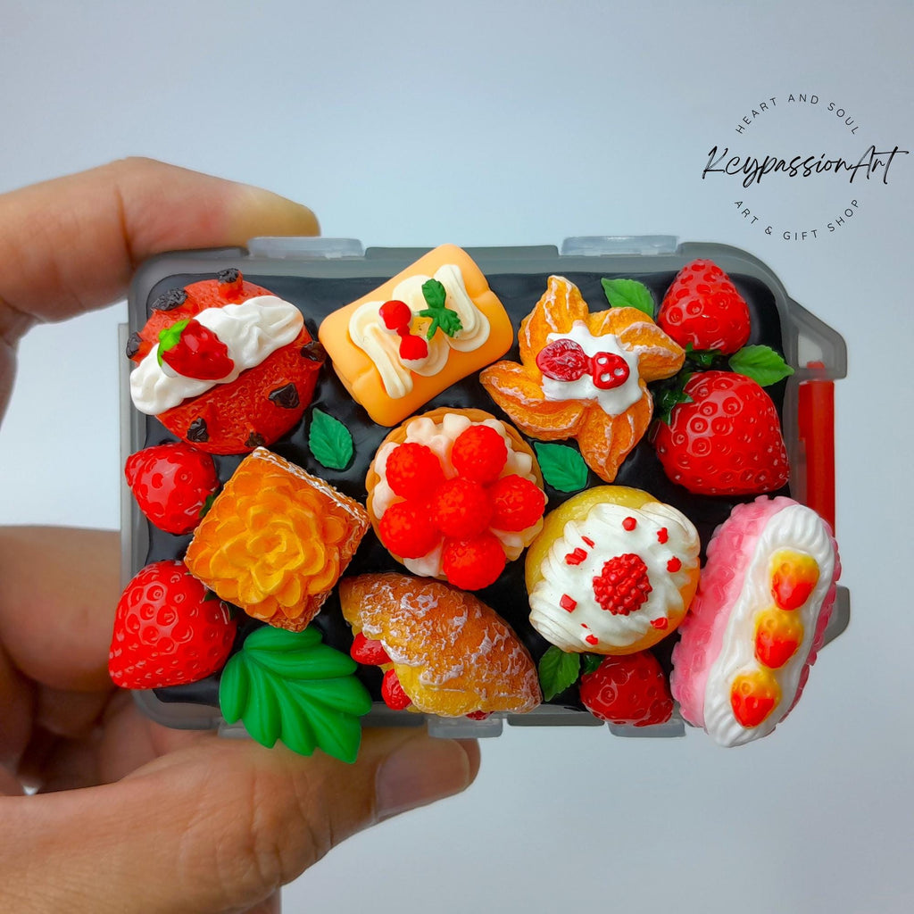 Sweet And Yummy - Flip Fold Pill Box