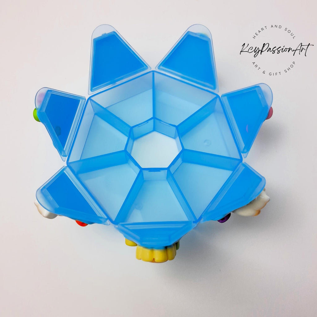 Pilulier décoré 7 jours « Chats et papillons » - Boîte à pilules pour médicaments, vitamines et compléments alimentaires