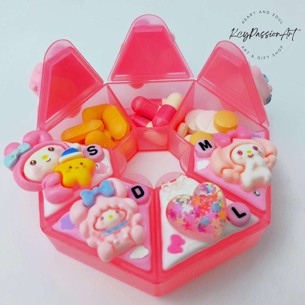 Cute Bestie - Heptagon Pill Box