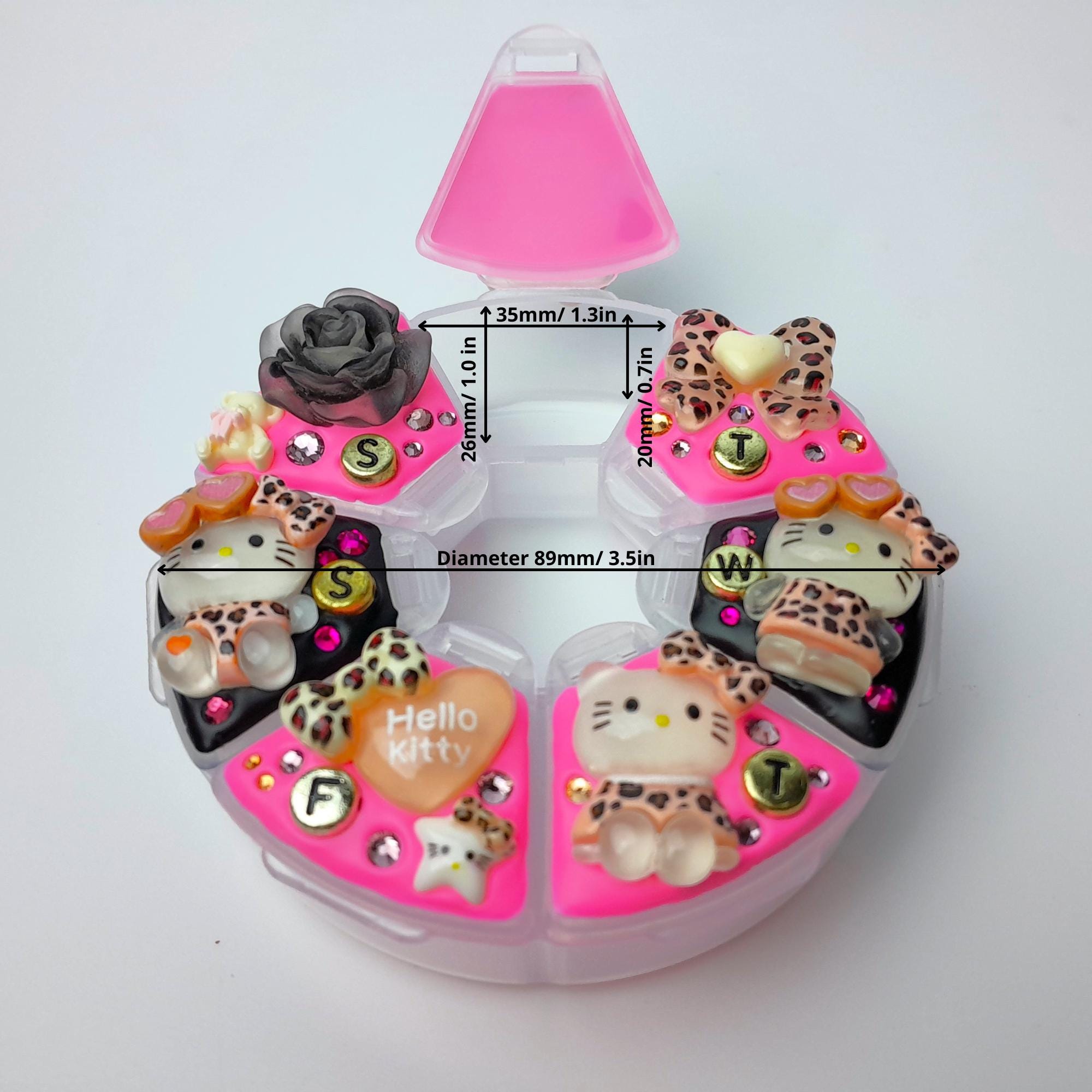 Spotted Kawaii Cat Decorated Round Pill Box