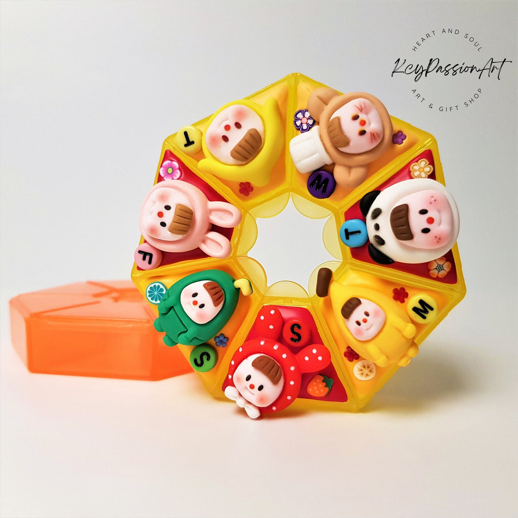 Cutie Baby Face - Heptagon Pill Box