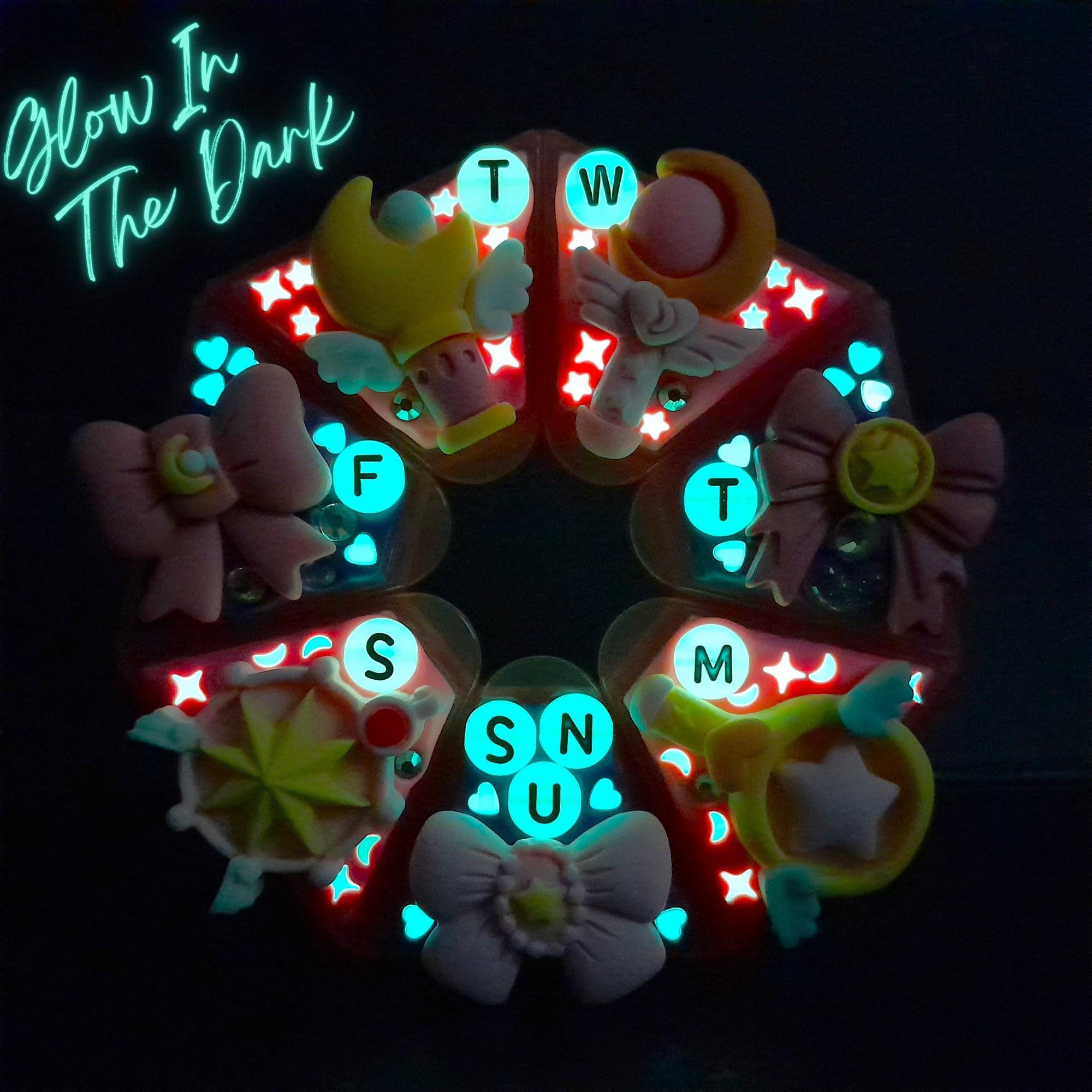 Magic wands & Ribbons - Heptagon Pill Box