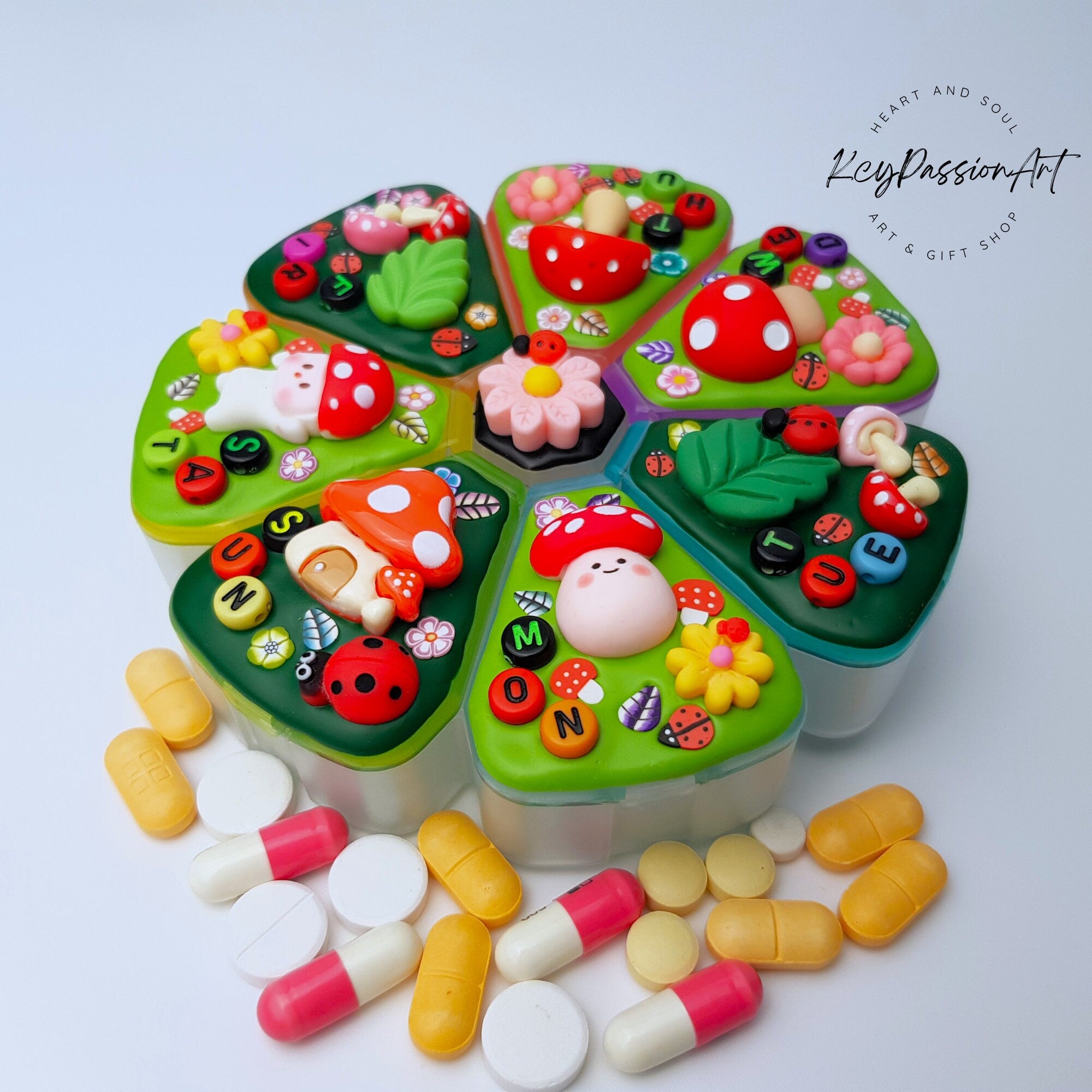 Mushroom Craze - XL Pill Box