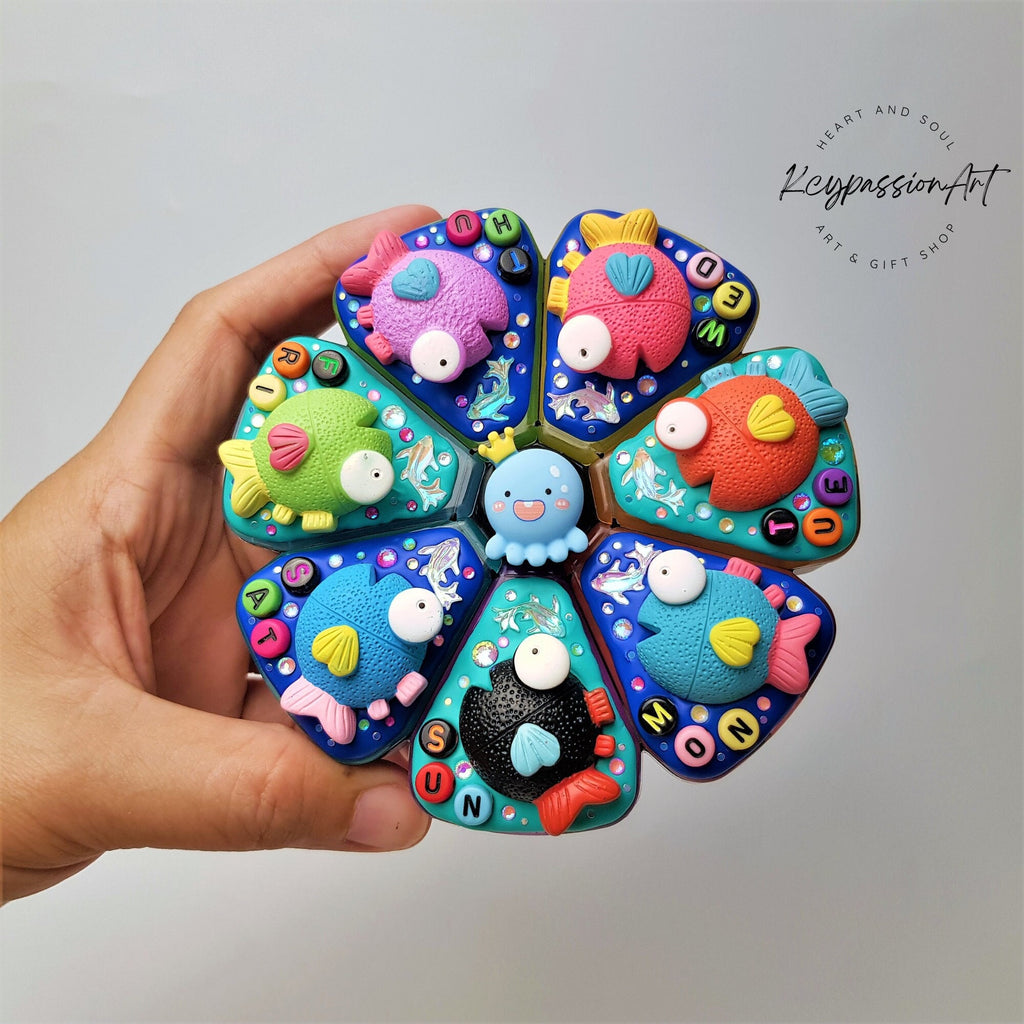 Dancing In The Ocean - XL Pill Box