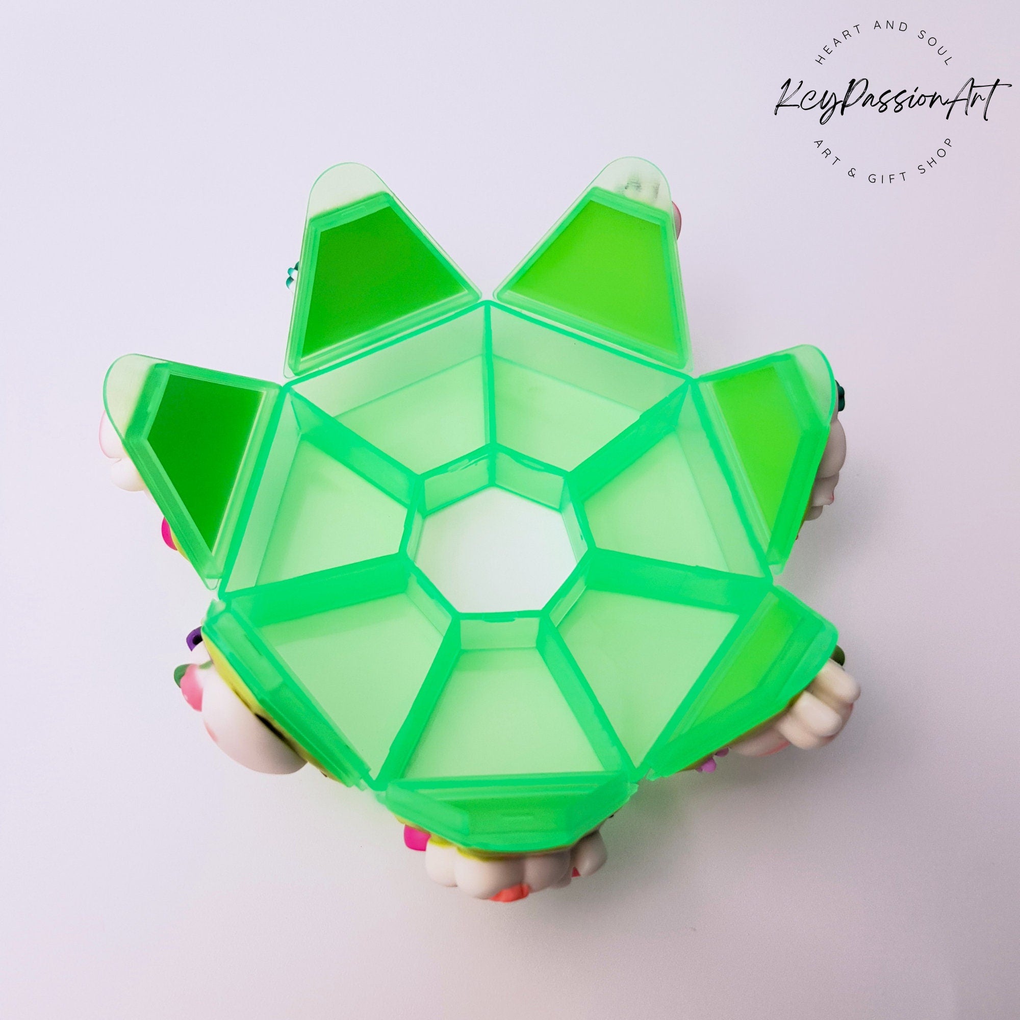 I Love My Strawberry - Heptagon Pill Box