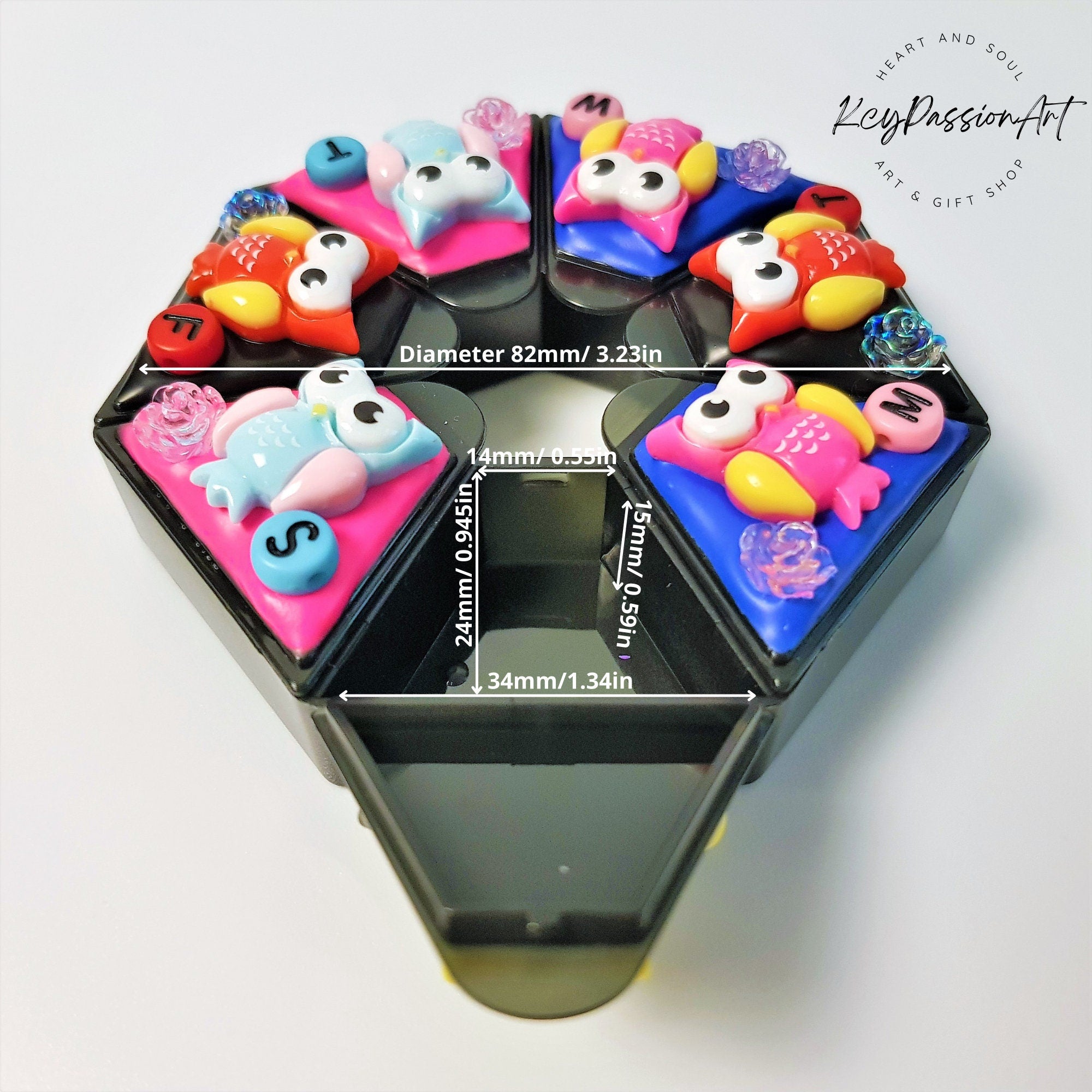 Colorful Wise Owls - Heptagon Pill Box