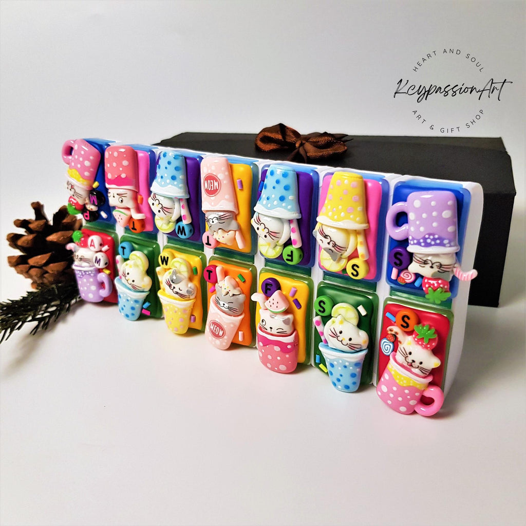 Cuppa Cats - Detachable Pill Box