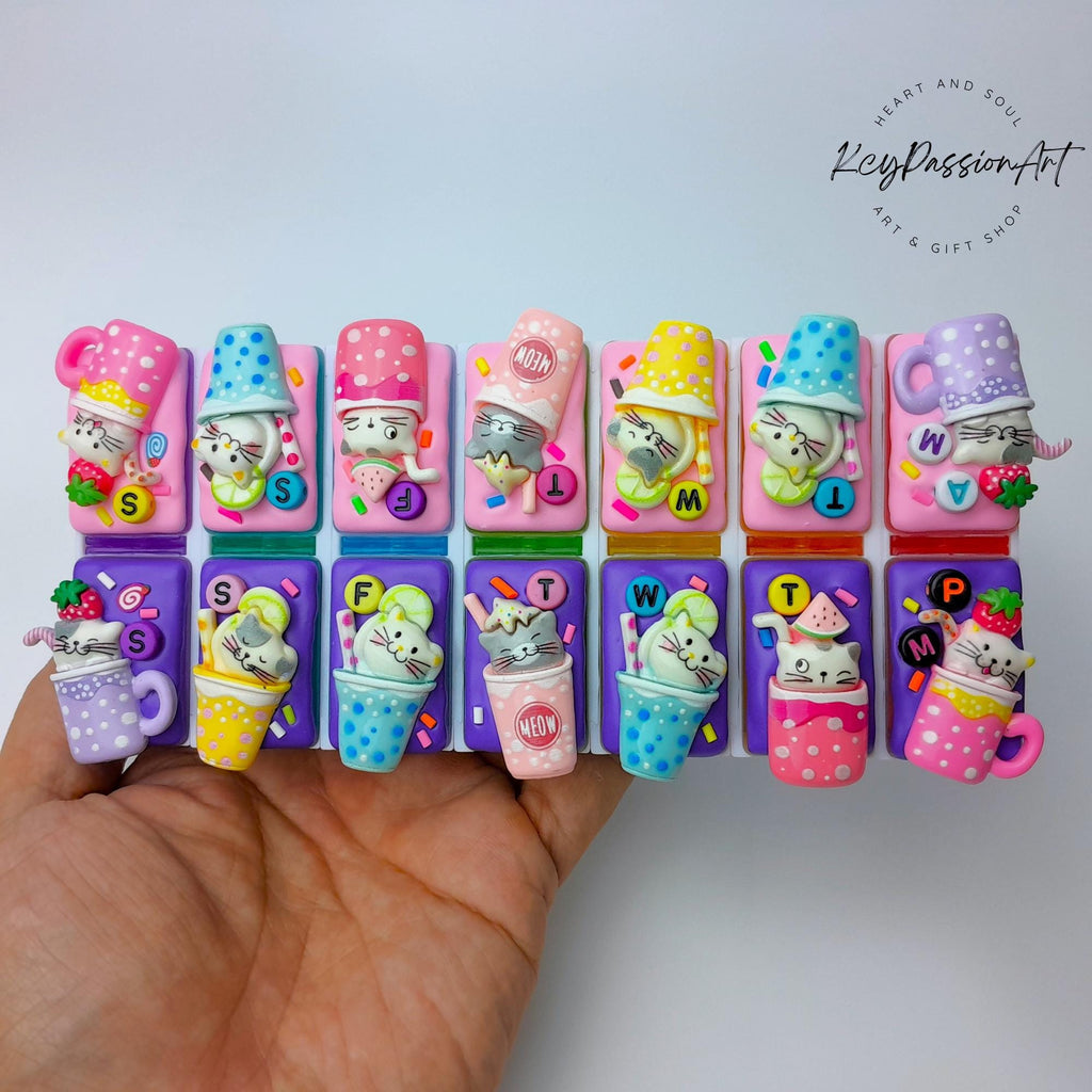 Cappuccino Cats - Detachable Pill Box