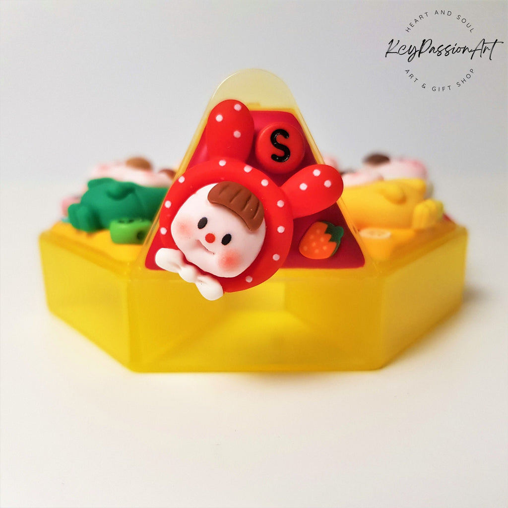 Cutie Baby Face - Heptagon Pill Box