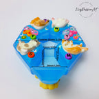 Pilulier décoré 7 jours « Chats et papillons » - Boîte à pilules pour médicaments, vitamines et compléments alimentaires