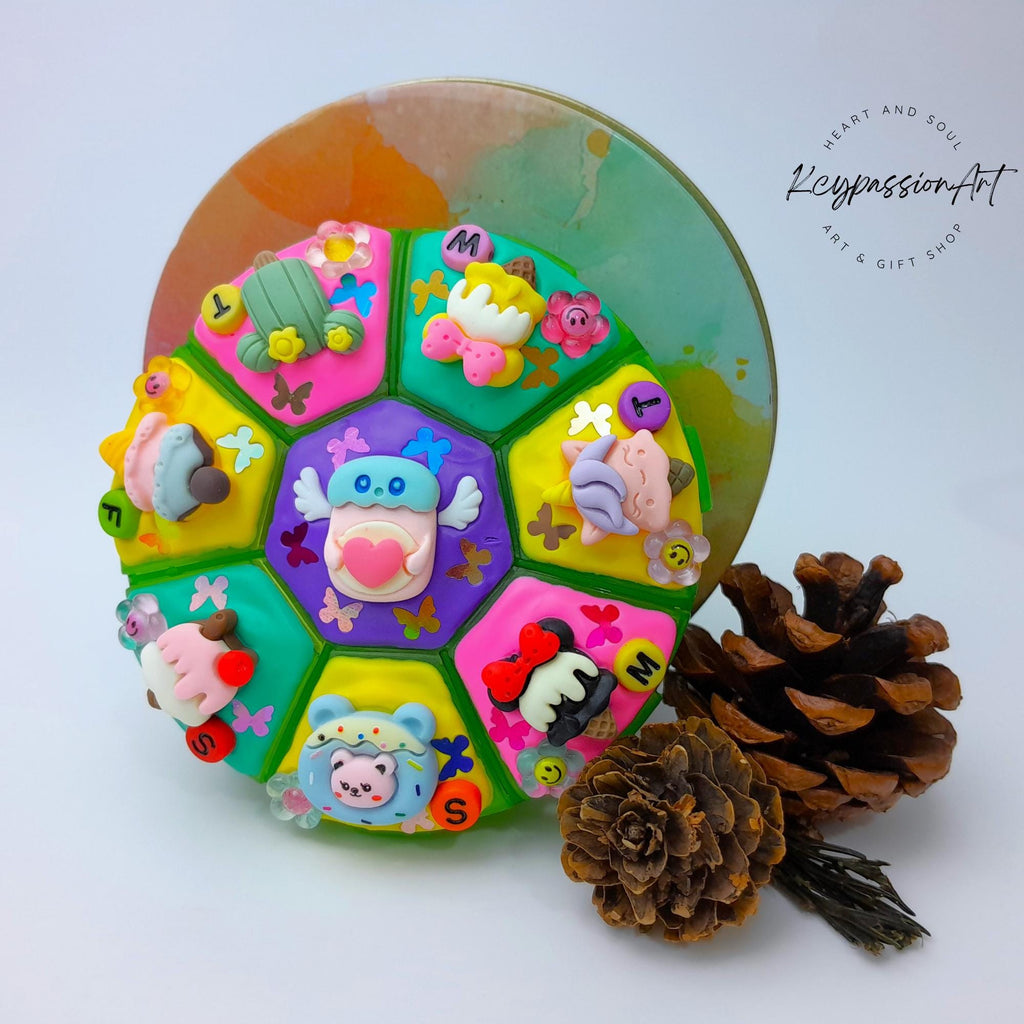 I Scream Hallelujah Round 8 Compartments Pill Box