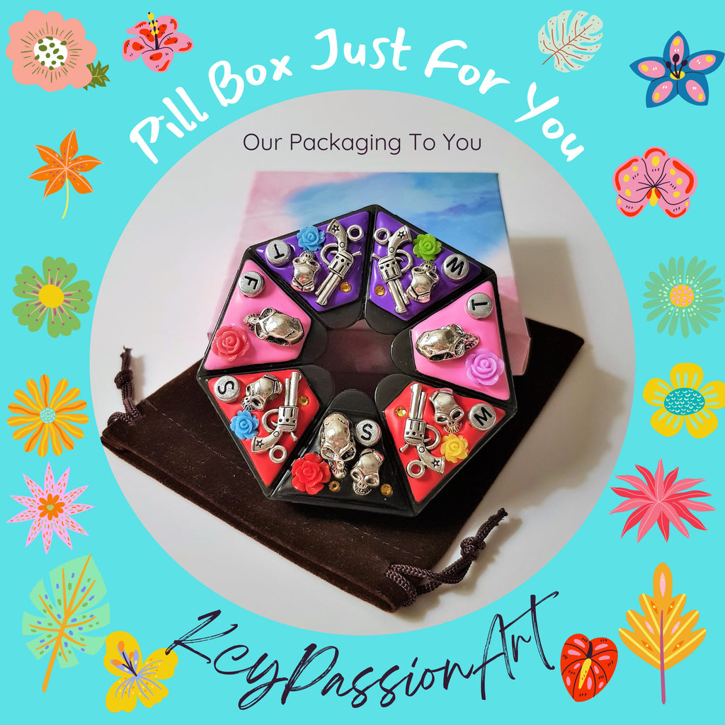 Skulls Guns & Roses - Heptagon Pill Box